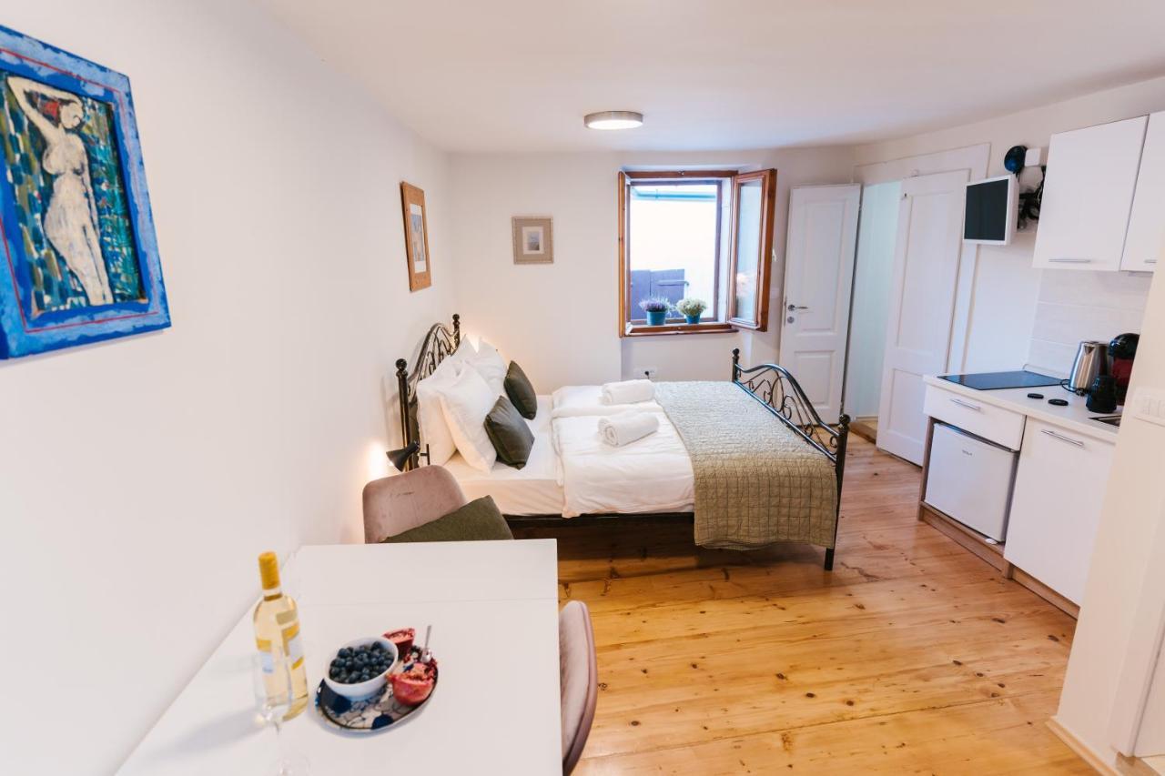 Rosemary Apartment
